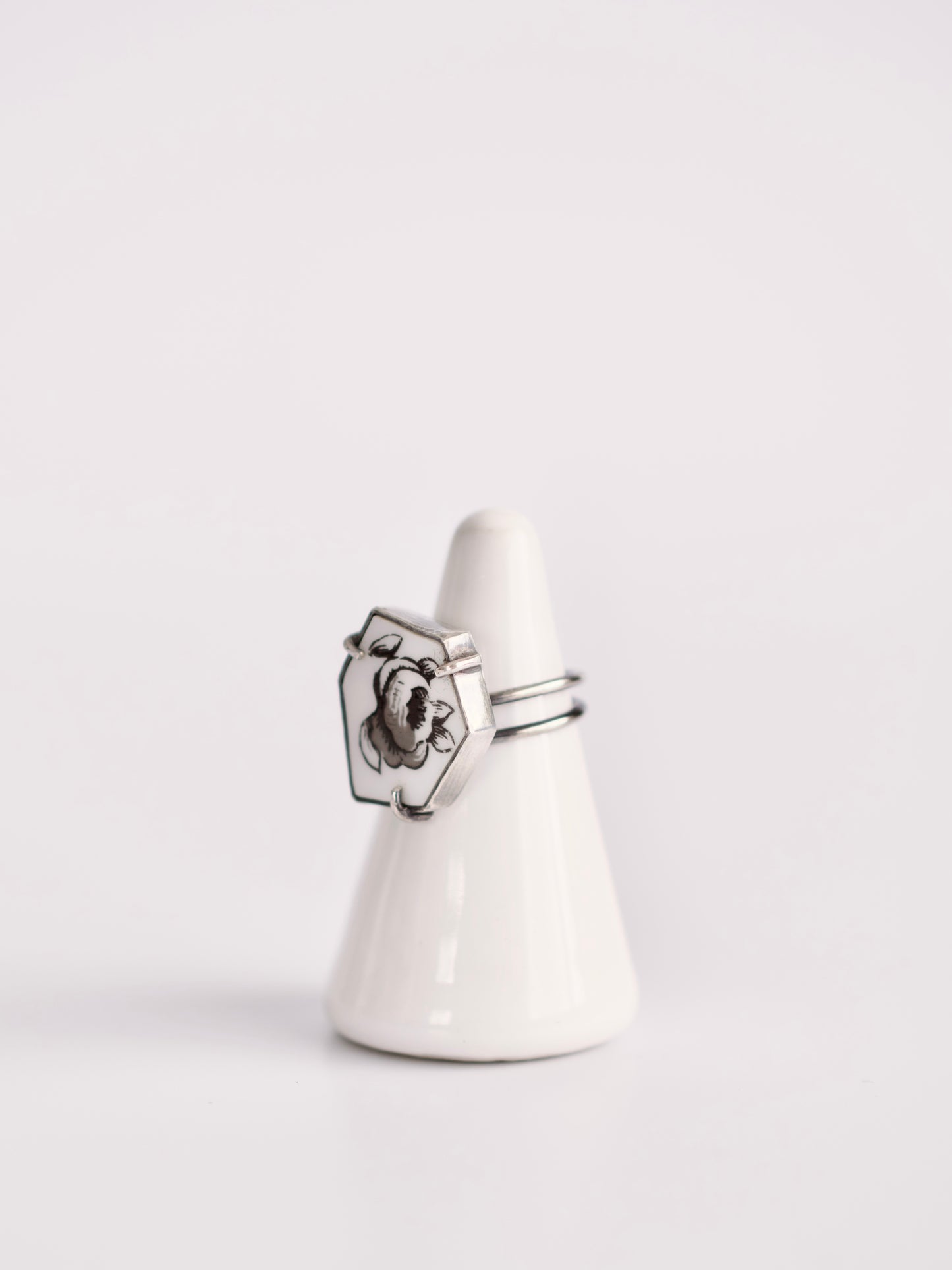 Black Rose Ring