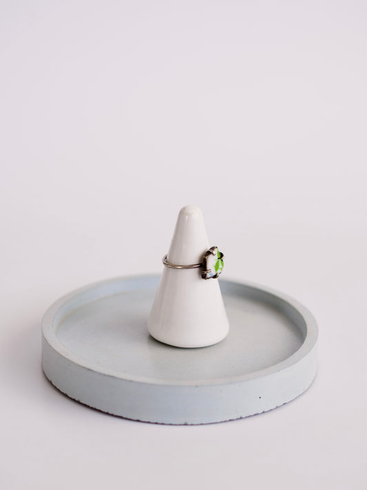 Dainty Green Leaf Ring