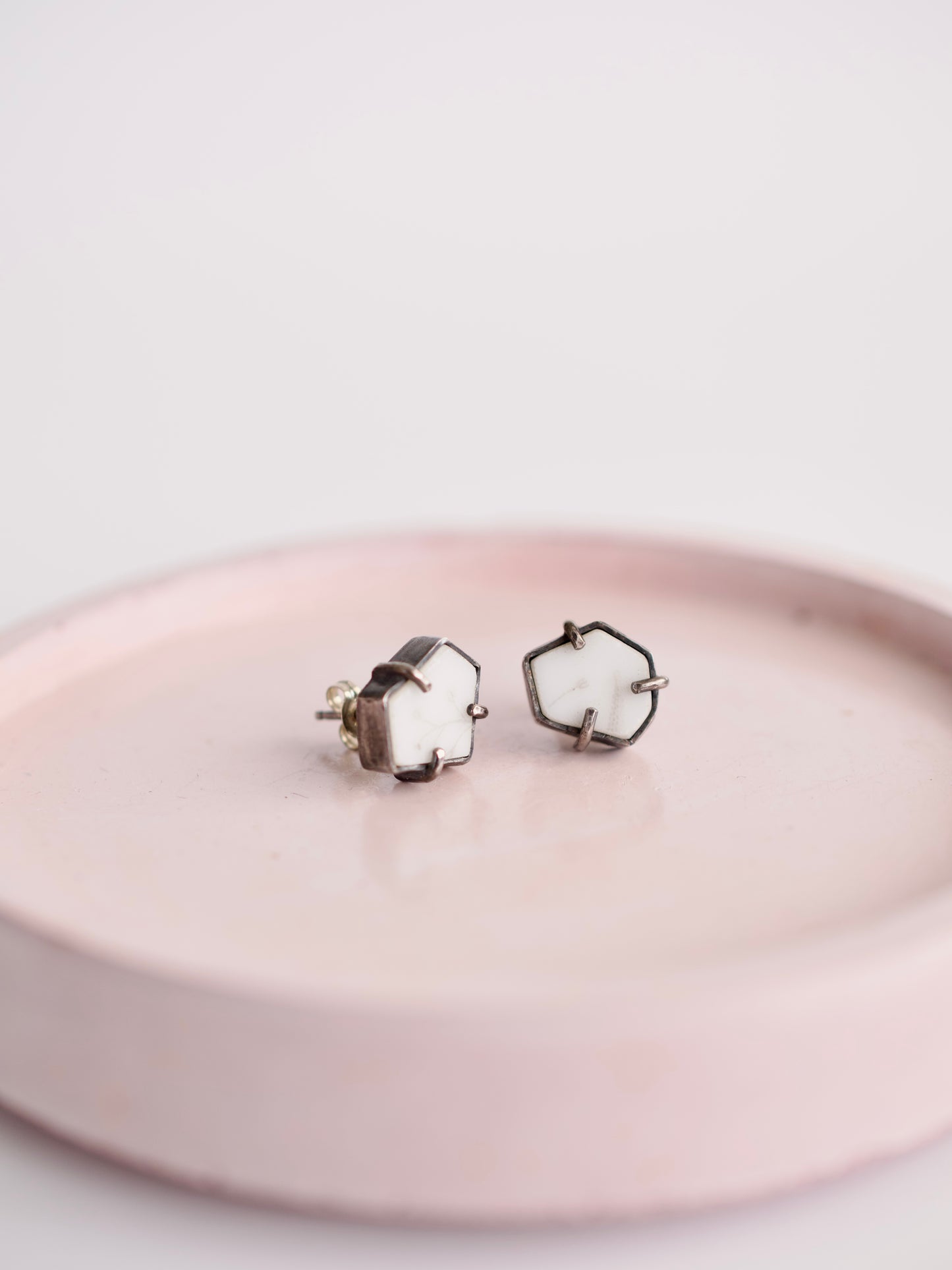 Grey Vine Studs